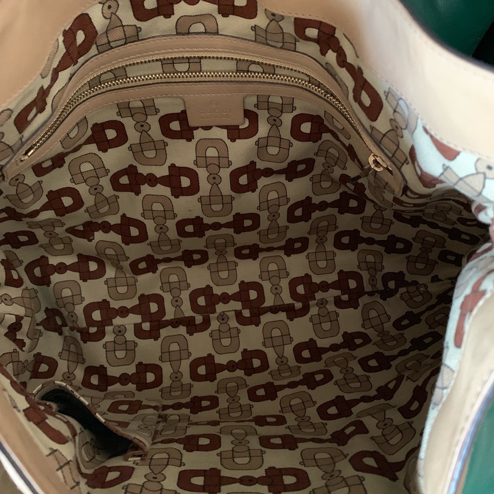 Guccissima GG Hobo Tote - Picture 7 of 8